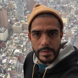 Meet your Posher, Thomas